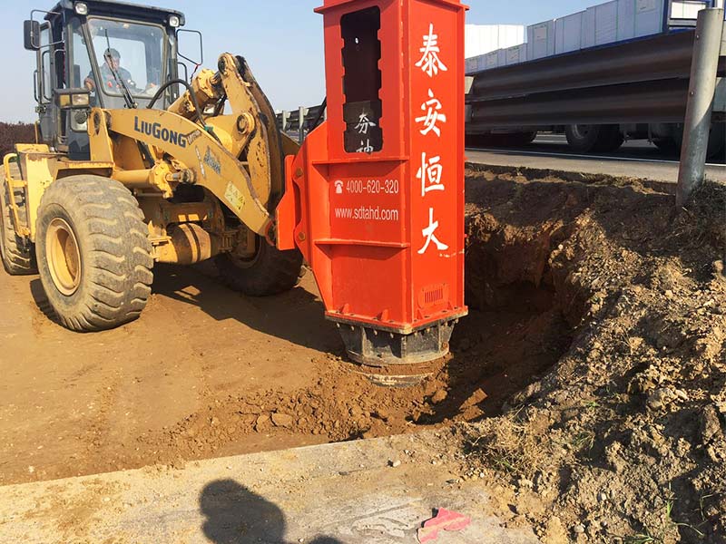 液壓夯實機(jī)
